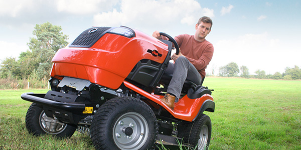 Ariens Countax fűnyíró traktorok honlapja